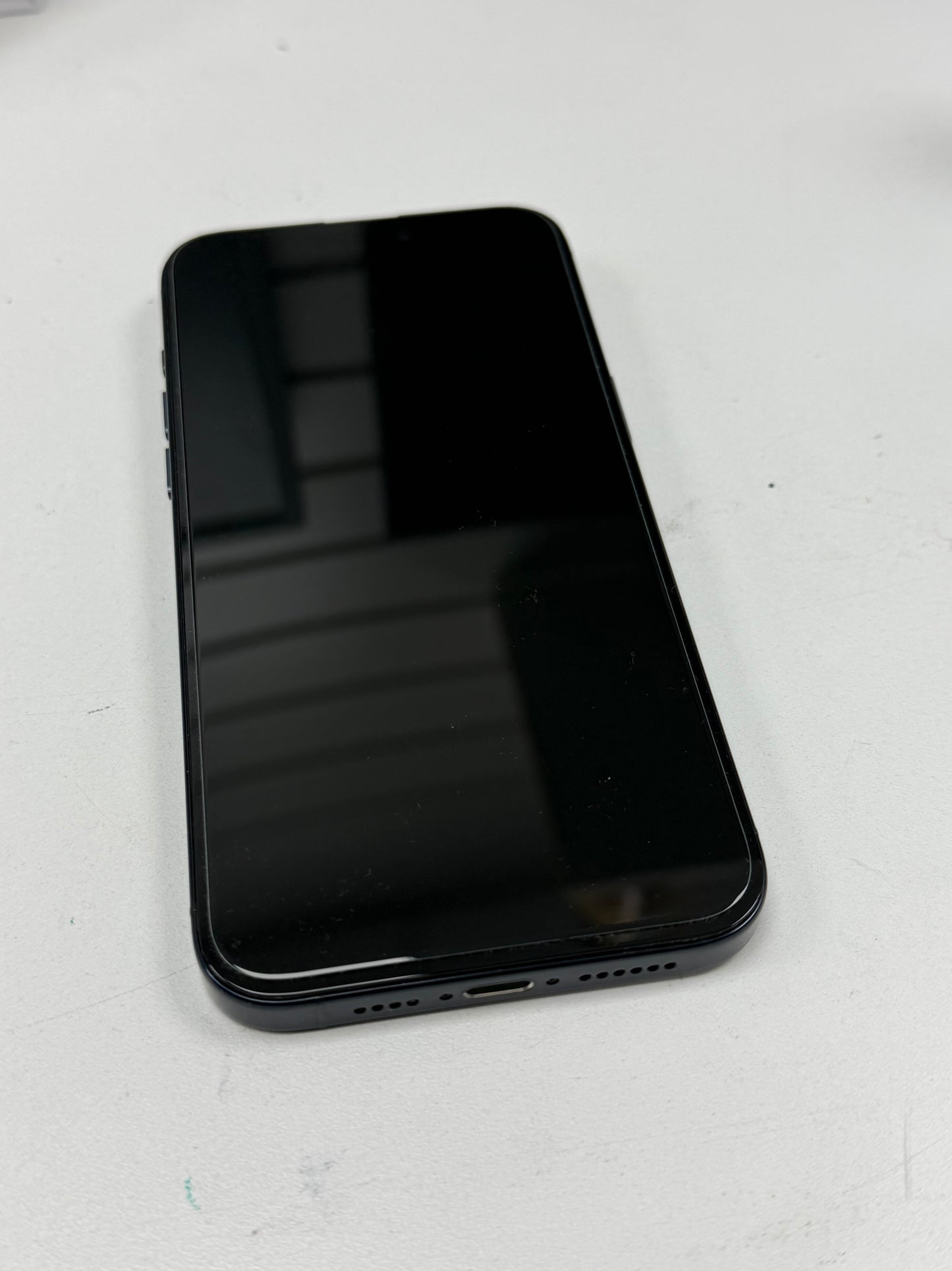 iPhone 15 Pro Max 256gb B/T Unlocked - 87% 🔋