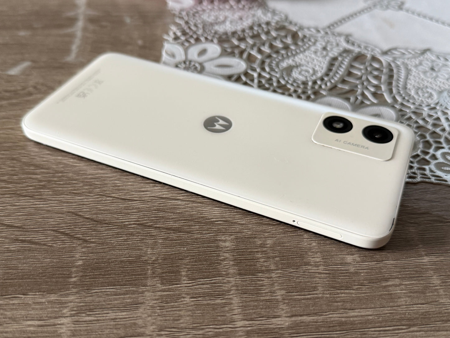 Motorola Moto E13 64gb Creamy White Unlocked