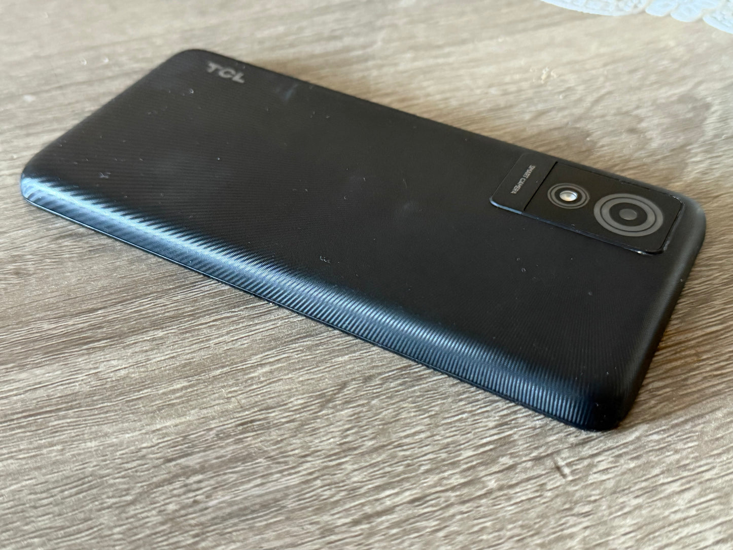 TCL 501 ( Model T433D) 32gb Black Unlocked