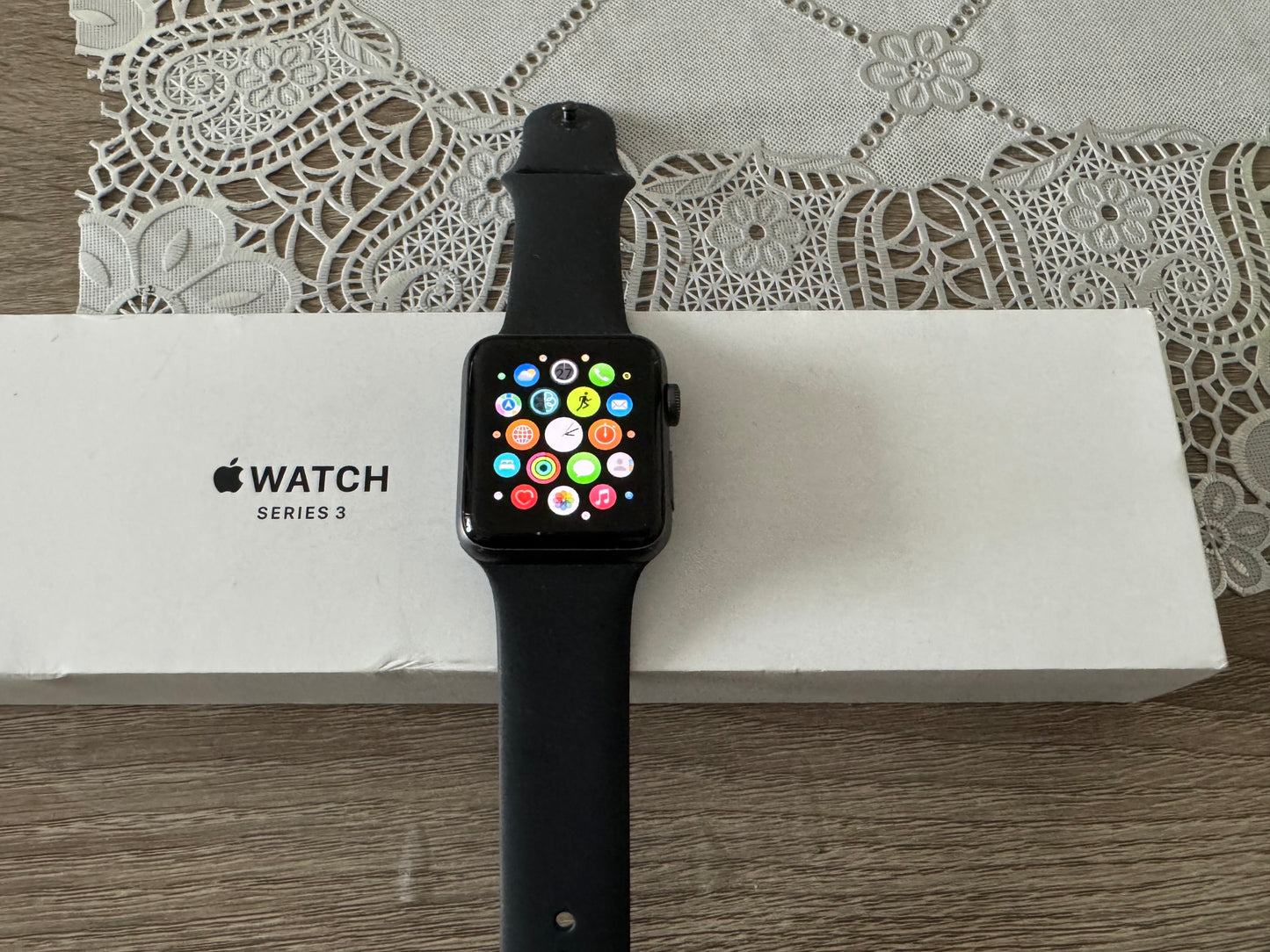 Apple Watch Series 3 42mm Space Grey (GPS)