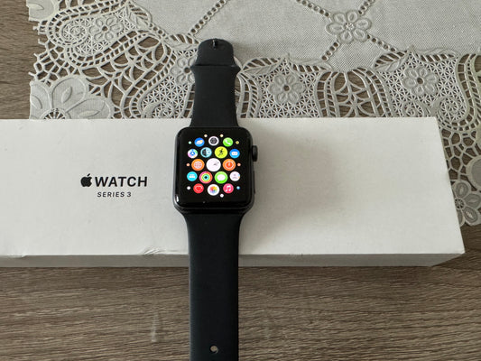 Apple Watch Series 3 42mm Space Grey (GPS)