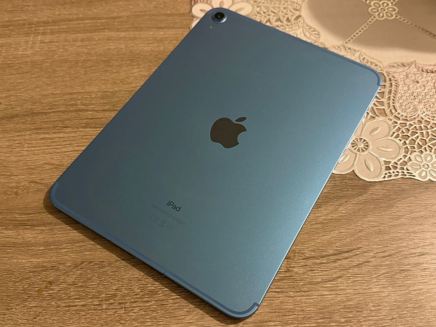 iPad 10th Gen 10.9 256gb W/C 5G Blue Unlocked