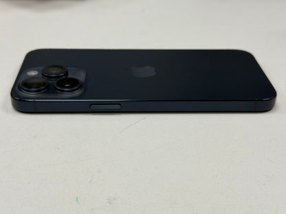 iPhone 15 Pro Max 256gb B/T Unlocked - 87% 🔋