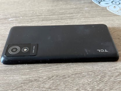 TCL 501 ( Model T433D) 32gb Black Unlocked