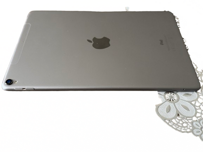 iPad Pro 1st Gen 10.5 256gb Space Grey WiFi