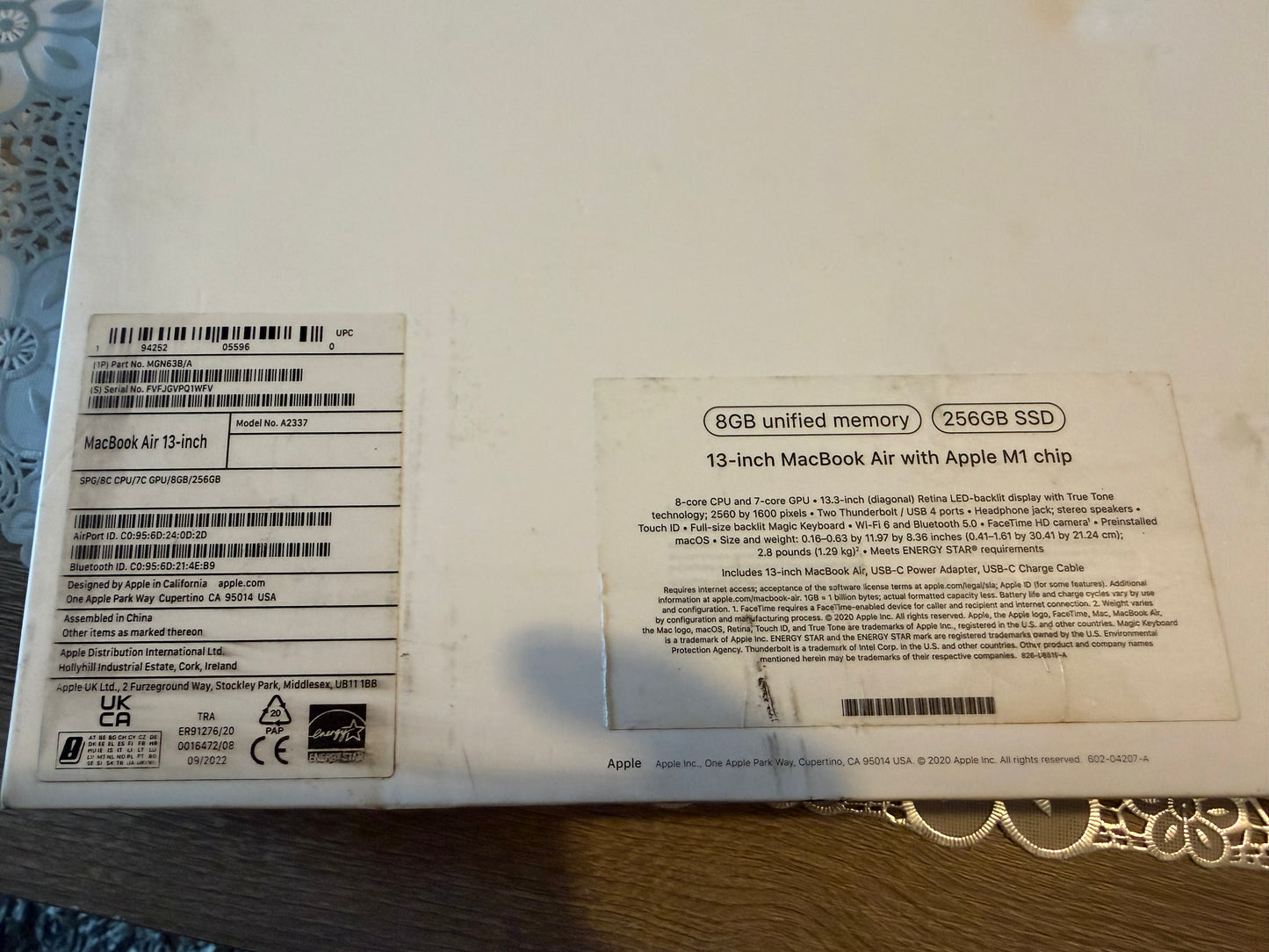 MacBook Air 13” M1 Chip 2020 8gb Ram 256gb